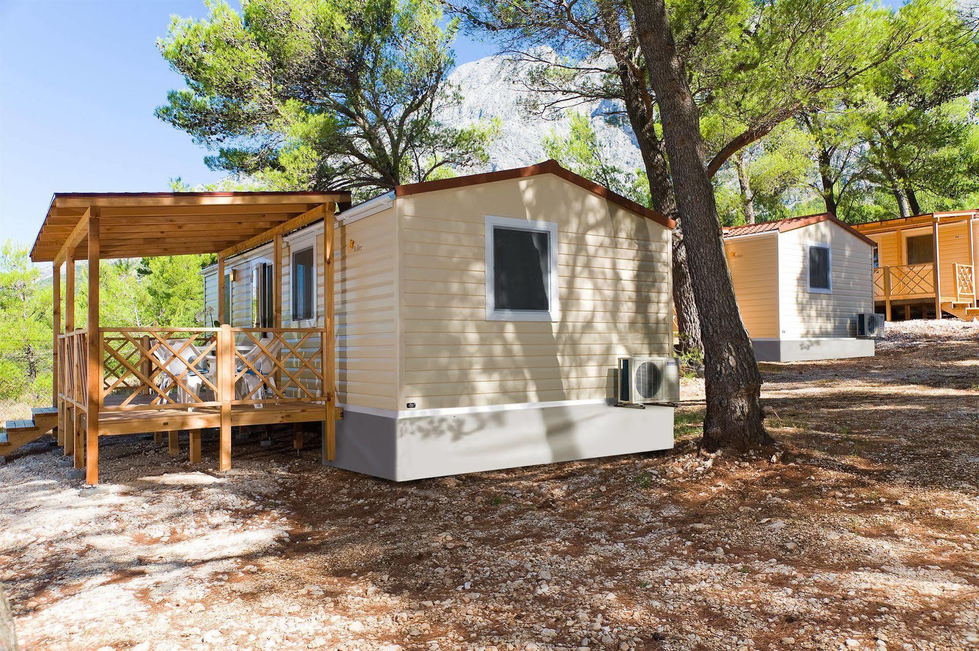 Mobile Homes Basko Polje Campground Baška Voda Екстериор снимка