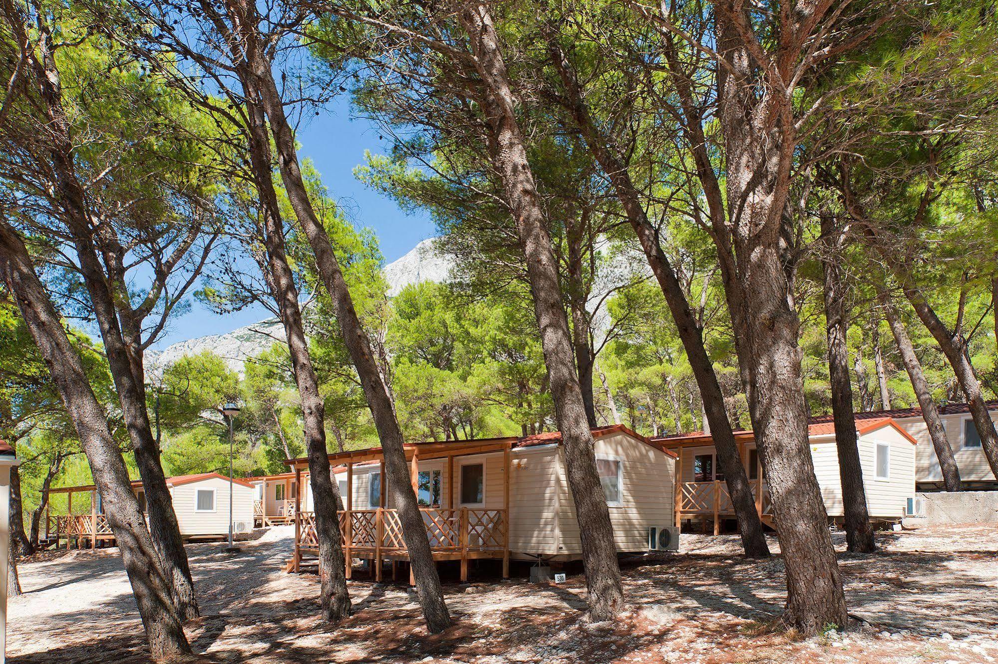 Mobile Homes Basko Polje Campground Baška Voda Екстериор снимка